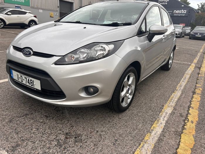 2011 Ford Fiesta private sale