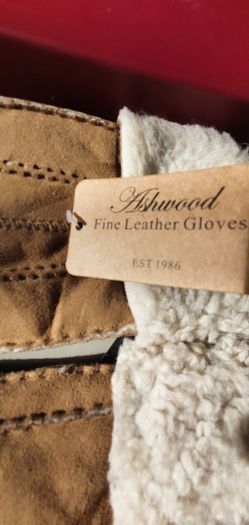 Ashwood Kilkenny design fine leather gloves M/L, S/M