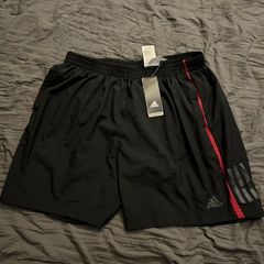 Adidas run Shorts climacool wih pockets size xl