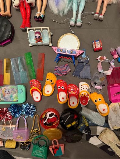 Rainbow high accessories and few dolls