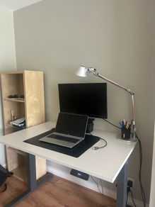 Steelcase adjustable height sit stand desk
