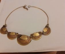 Neckpiece