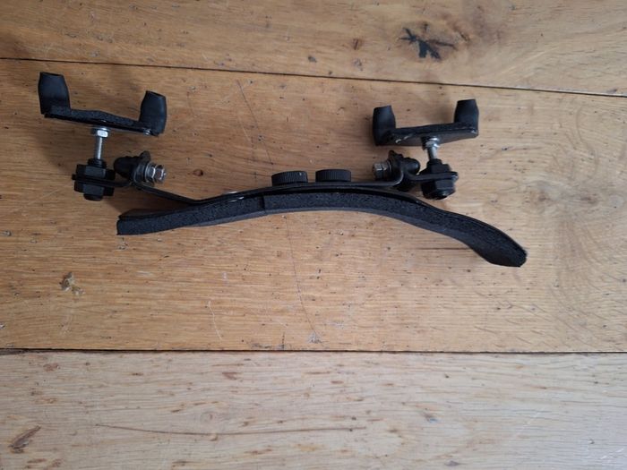 Violin shoulder rest 1/8 Bon Musica