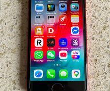 iPhone SE  64gb