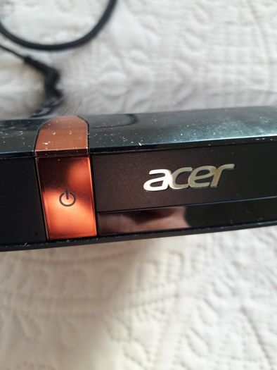 Acer Revo 70