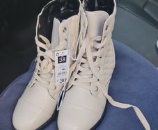ladies shoe/boot