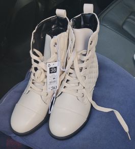 ladies shoe/boot