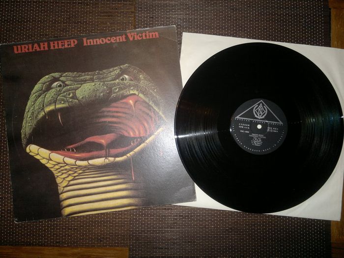 Uriah Heep.Innocent Victim.Record.Exc.cond.Rare Russian press.
