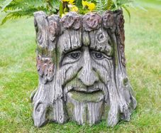Tree Stump Planter  D4673