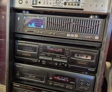 Hi fi set