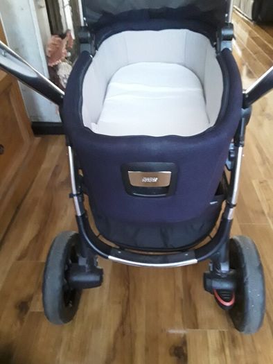 mama and Papa's pram