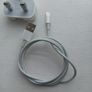 apple plug and cable Image 4