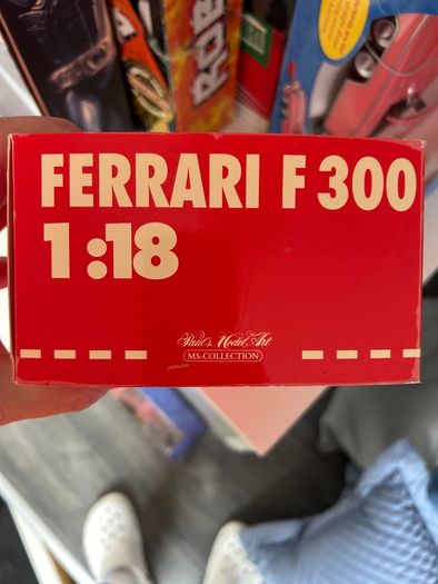 Paul's Model Art Ferrari F300 1:18 scale - Michael Schumacher
