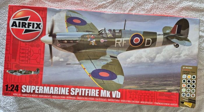 Airfix, 1/24th scale, Supermarine Spitfire MKVB