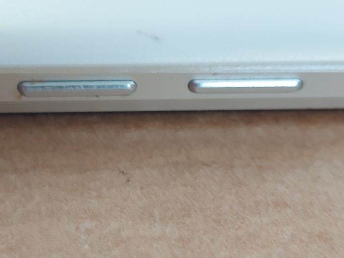Samsung Galaxy A8, Model SM-A800I, 32GB, Excellent Condition and working great