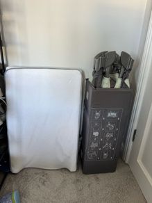 Travel cot & changing mat