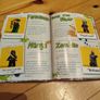 Lego minifigures booklet - interviews with 16 minifigures! Image 4