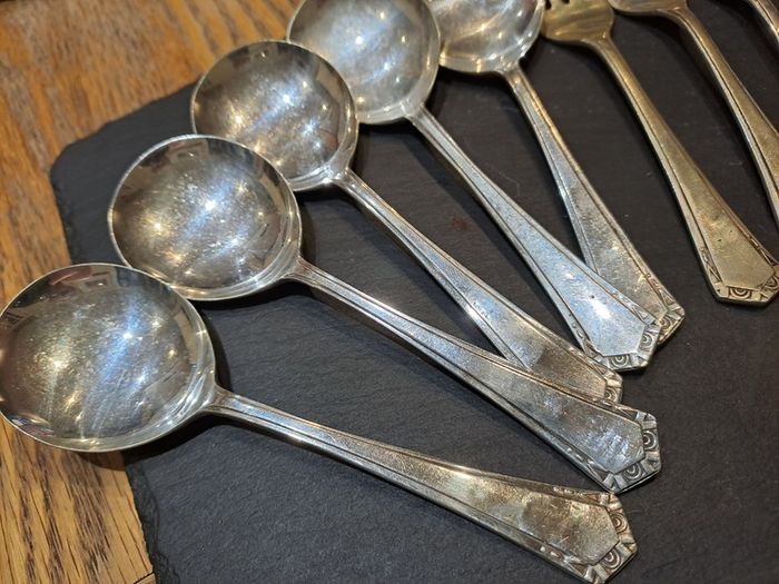 1930s Art Deco EPNS Tea Pastry Set