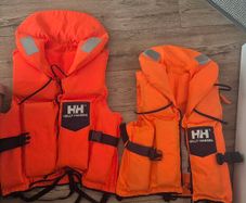 Life jackets helly hansen