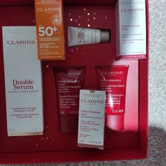 Clarins set skincare