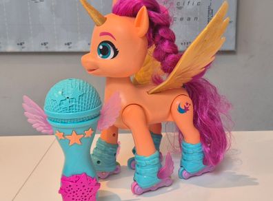My Little Pony Sing N' Skate Sunny Starscout