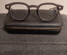 MOSCOT mens prescription glasses/leather case+cloth