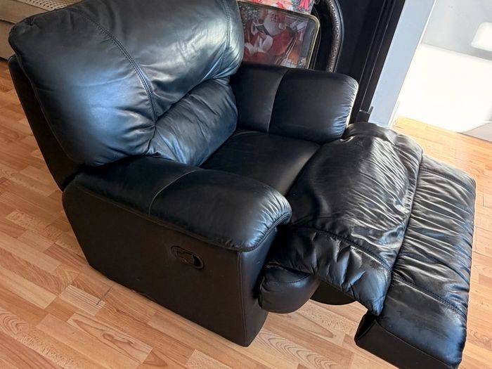 Leather reclining chair