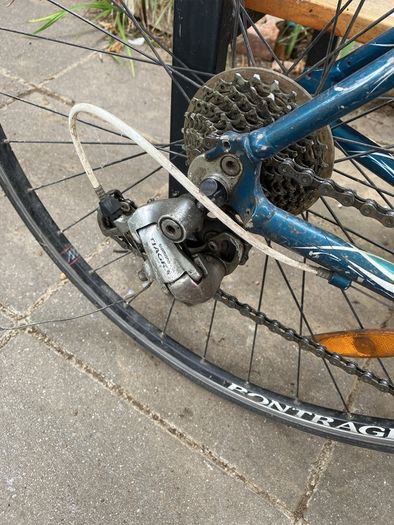 trek road bike