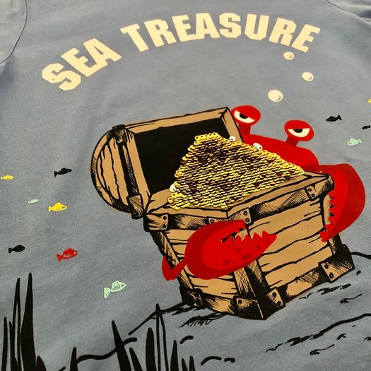 Boys HM T-shirt size 6-8 years old
