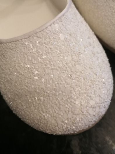 Occasion shoes, size 2,like new