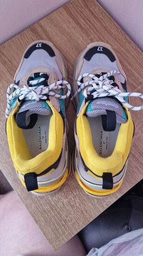 Balenciaga Triple s trainers