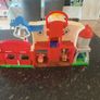 Farm - Fisher Price Image 2