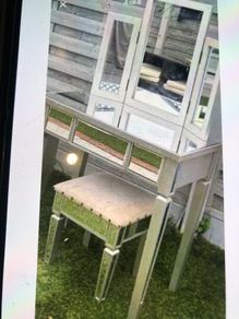 Mirrored dressing table with stool