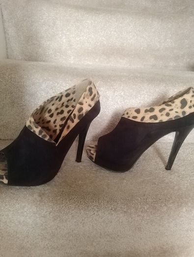 Designer Size 5  Reduced
