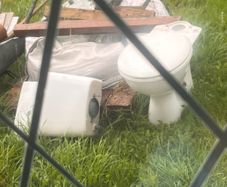 Free Toilet
