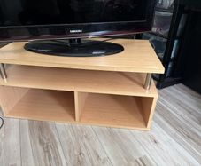 Samsung 39" tv and tv unit