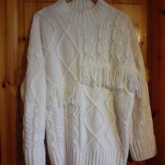 jumper large