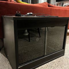 Terrarium/Vivarium with Accessories - Excellent Condition