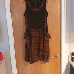 Animale Dress.  S.12.  (40).