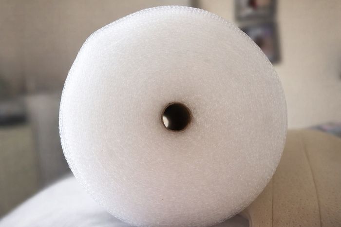 Large Bale of Bubble Wrap . Ideal for a House Move, Packing & Shipping