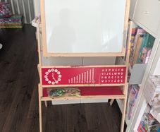 Kids white and black board