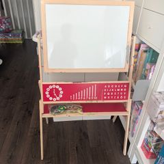 Kids white and black board