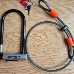 Kryptonite U-Lock with steel cable included