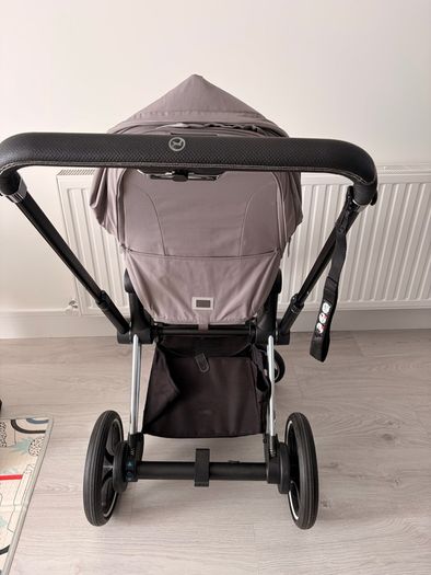 Cybex e-Priam (electric)