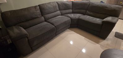 Corner recliner sofa