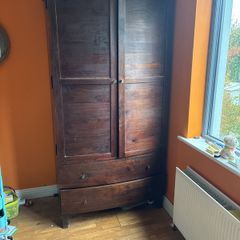 wardrobe