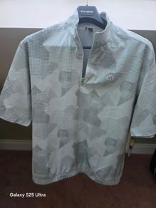 Adidas golf 1/4 zip short sleeve jacket