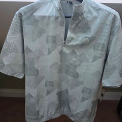 Adidas golf 1/4 zip short sleeve jacket