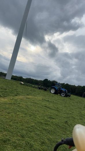 Tedding.Hay.Hay.hayJuly all day drying fast