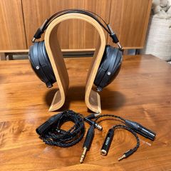 Selling my Audeze LCD-2 Closed Back headphones